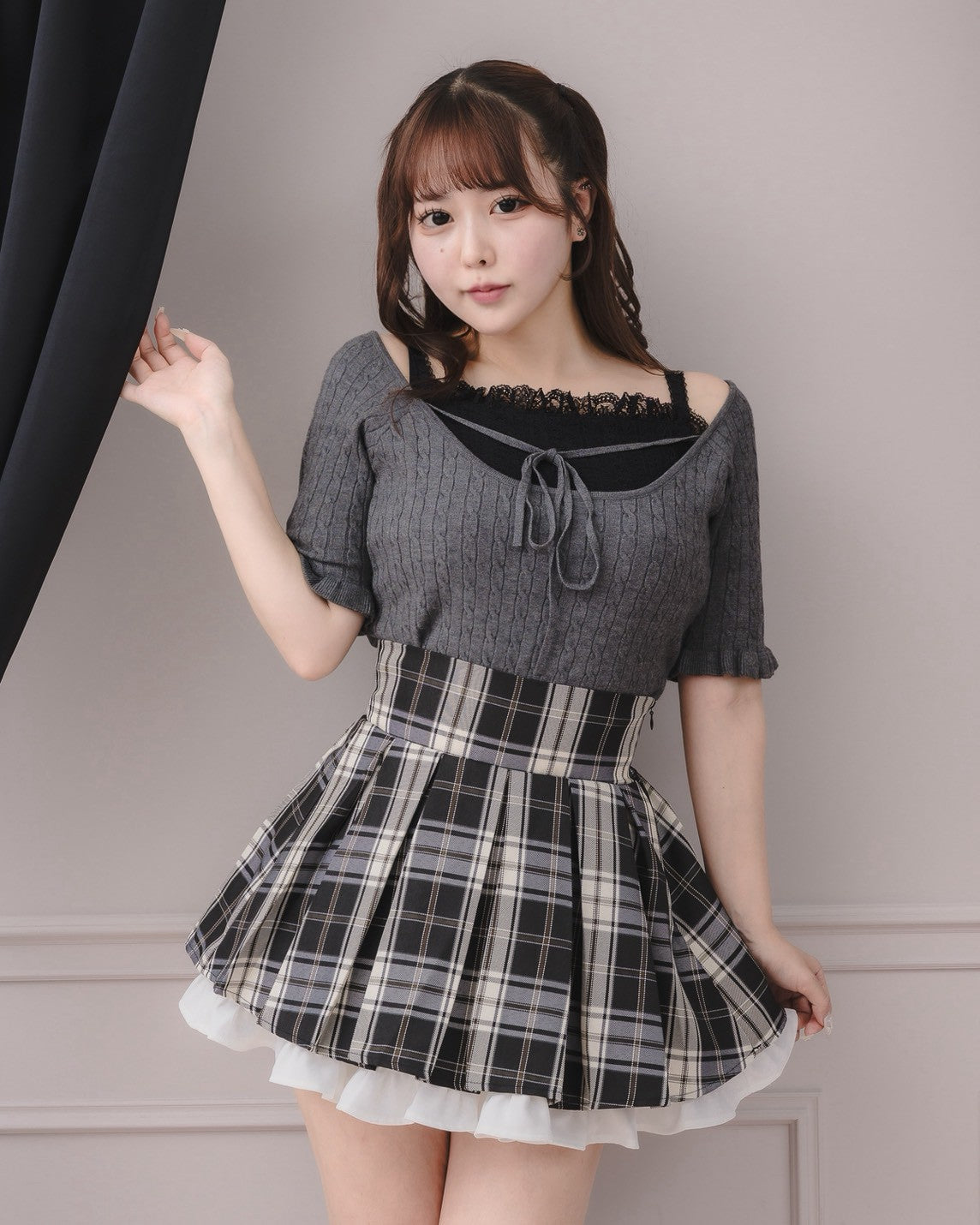レースキャミレイヤードケーブルニット – pium