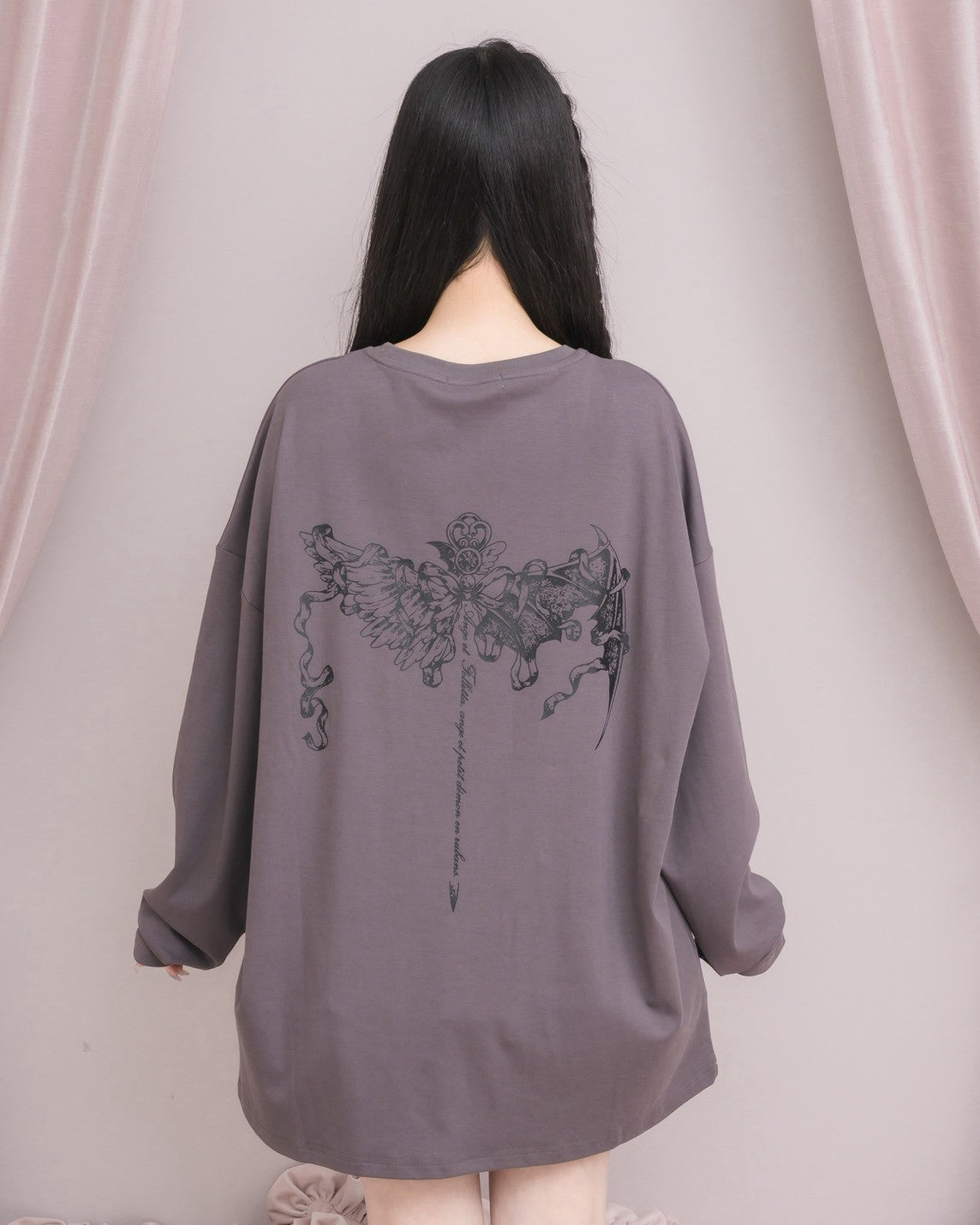 モデル身長:157cm/着用カラー:チャコール