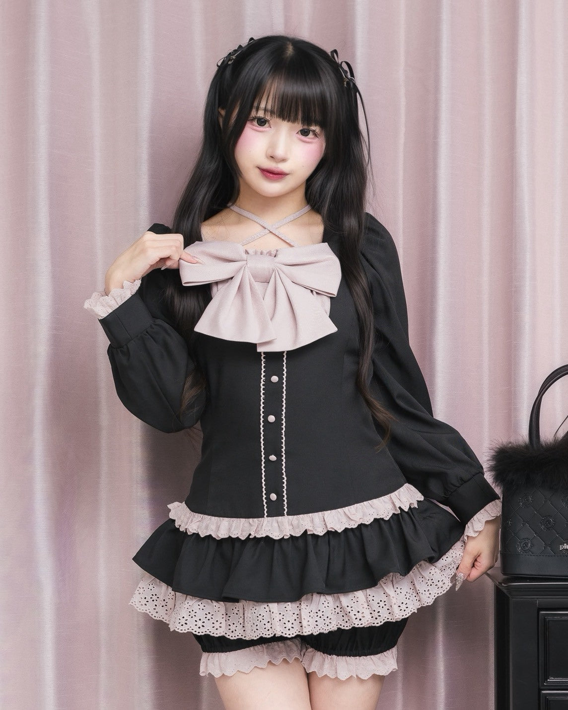モデル身長:156cm/着用カラー:ブラック