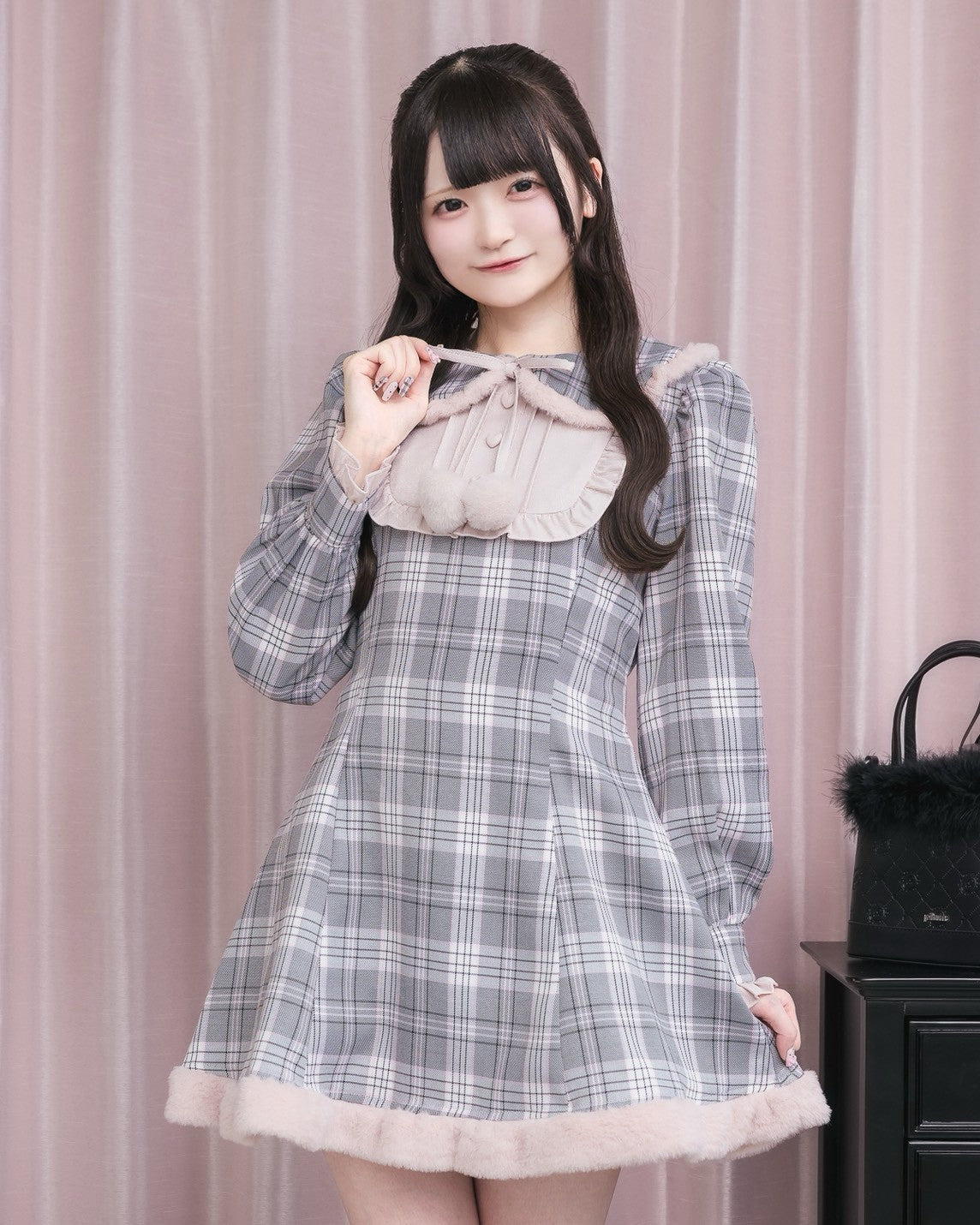 モデル身長:155cm/着用カラー:グレーチェック