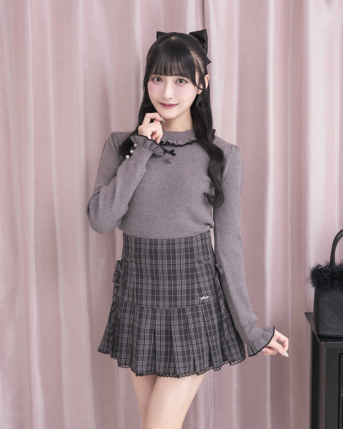 モデル身長:157cm/着用カラー:ブラックチェック