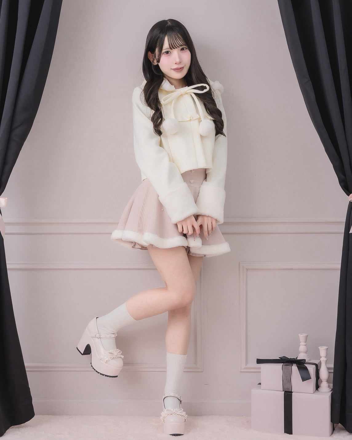 モデル身長:152cm/着用カラー:ホワイト