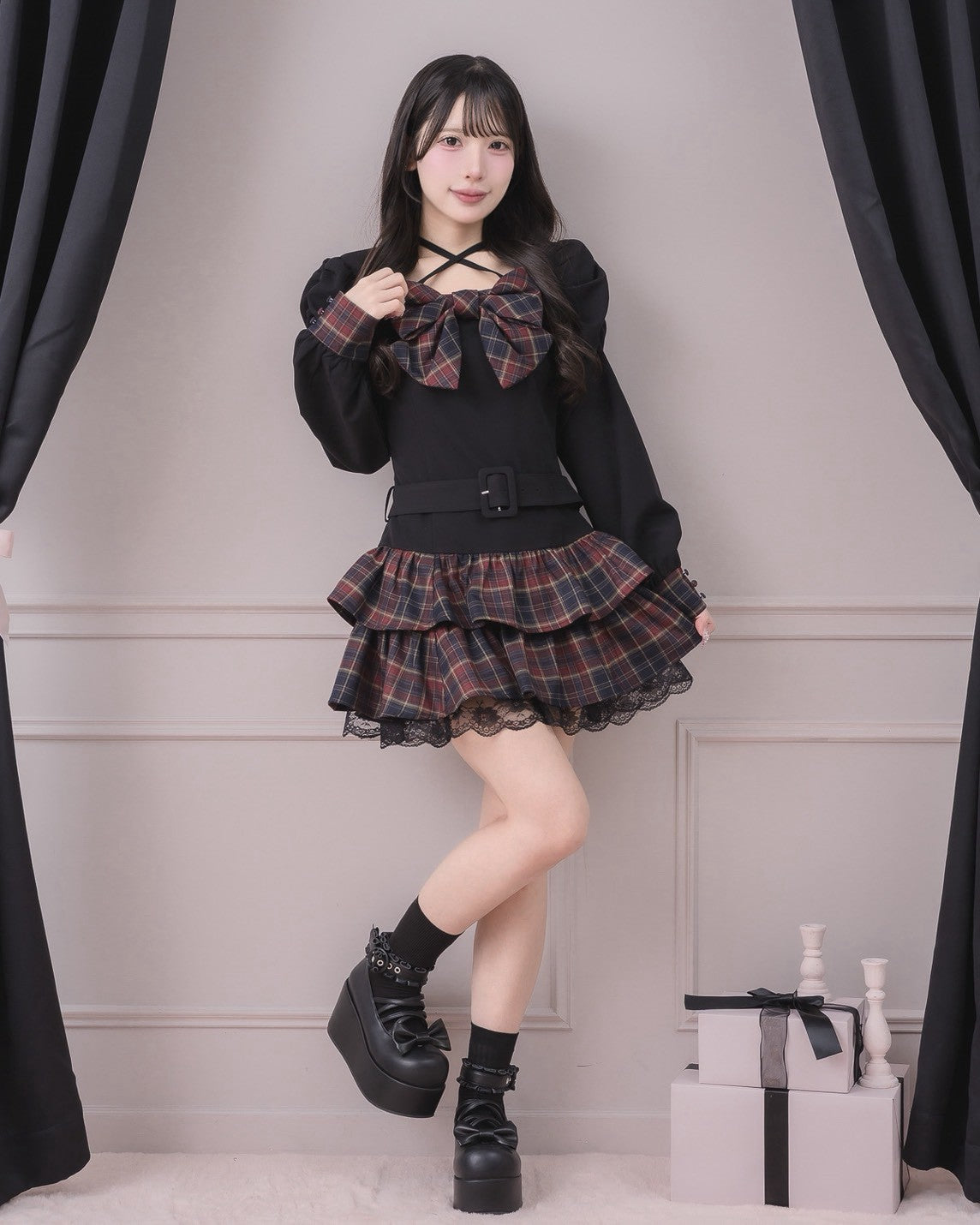 モデル身長:155cm/着用カラー:ブラック