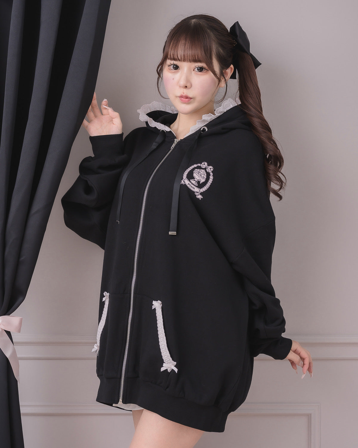 モデル身長:157cm/着用カラー:ブラック