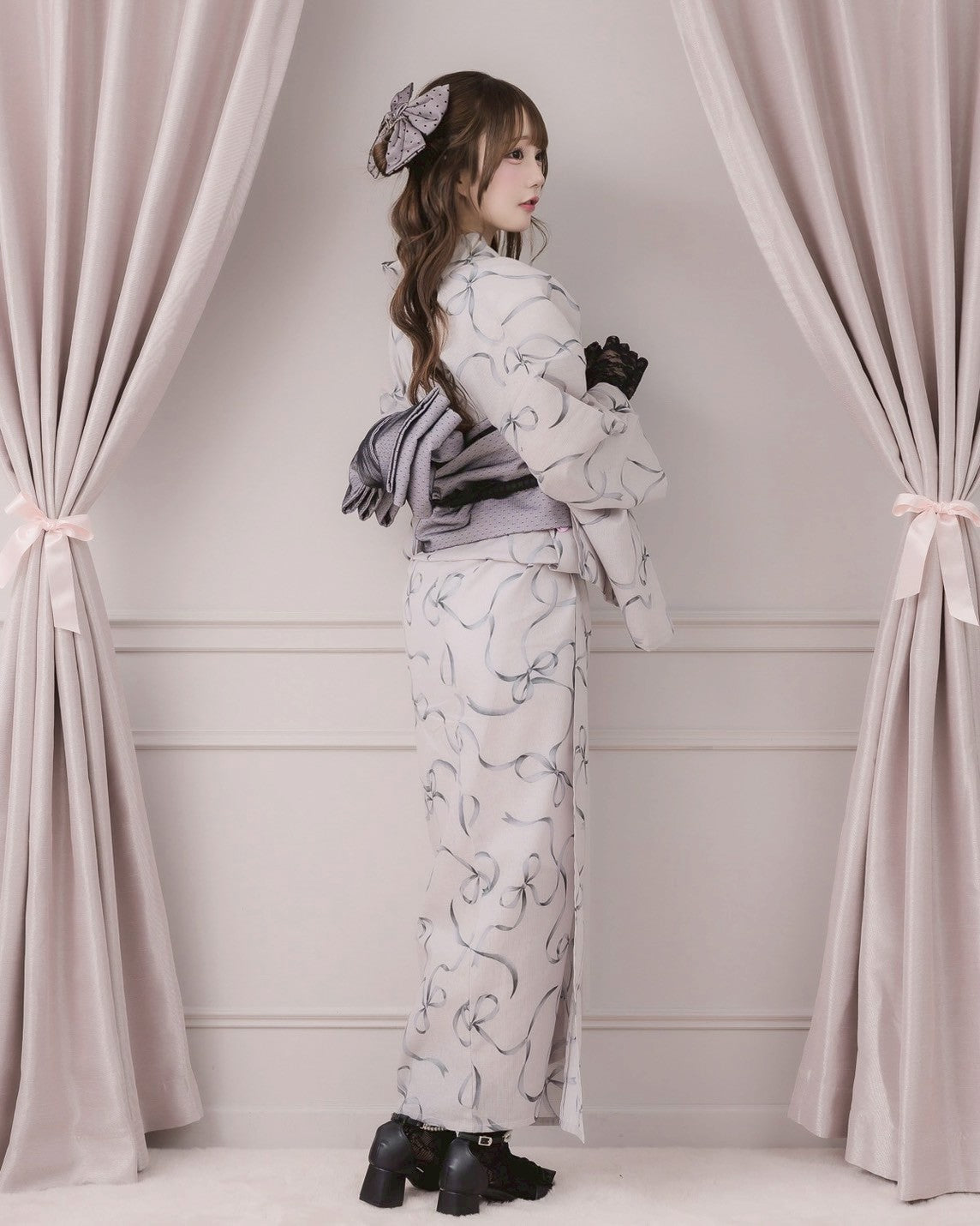 モデル身長:160cm/着用カラー:ブラック