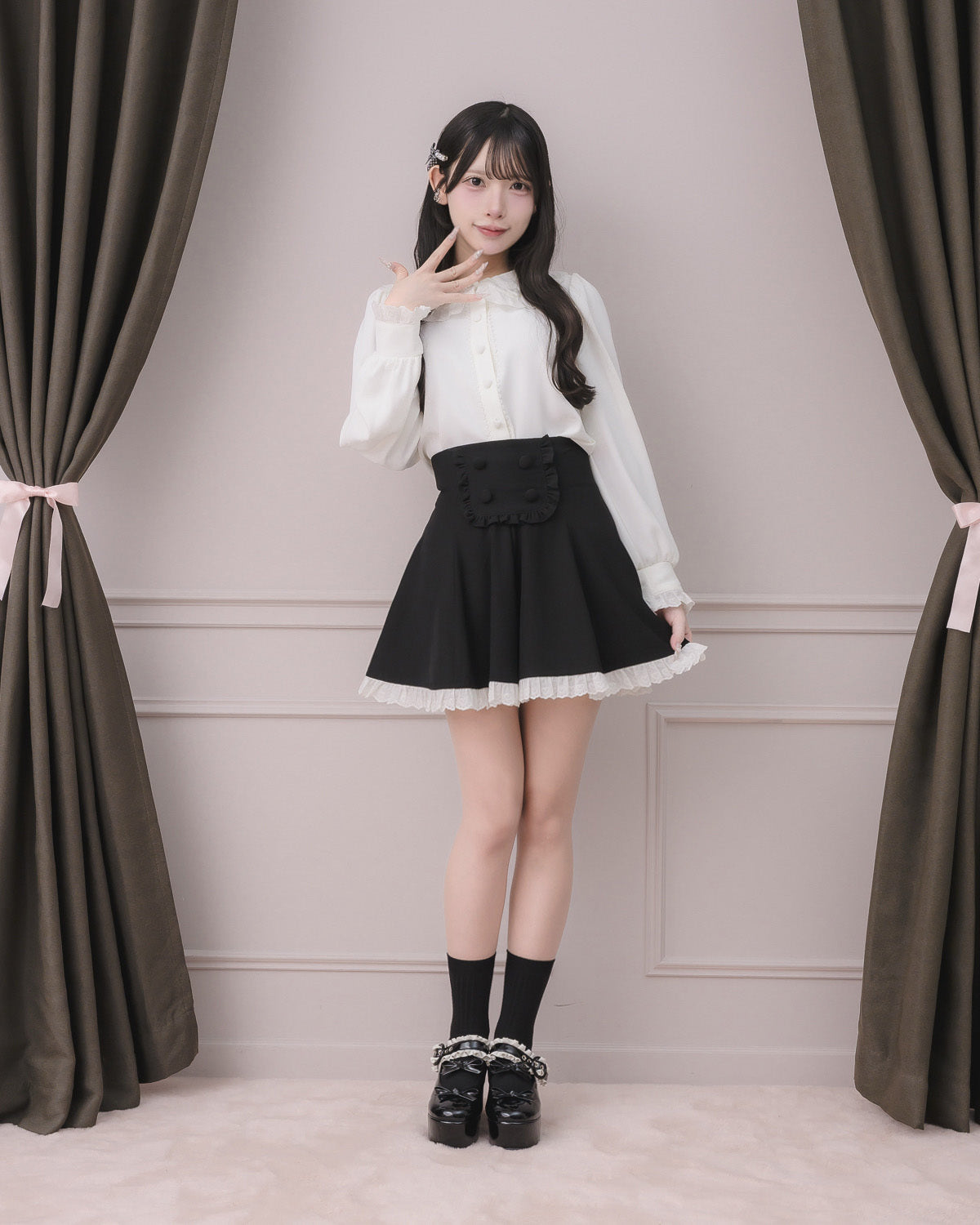 モデル身長:152cm/着用カラー:ブラック