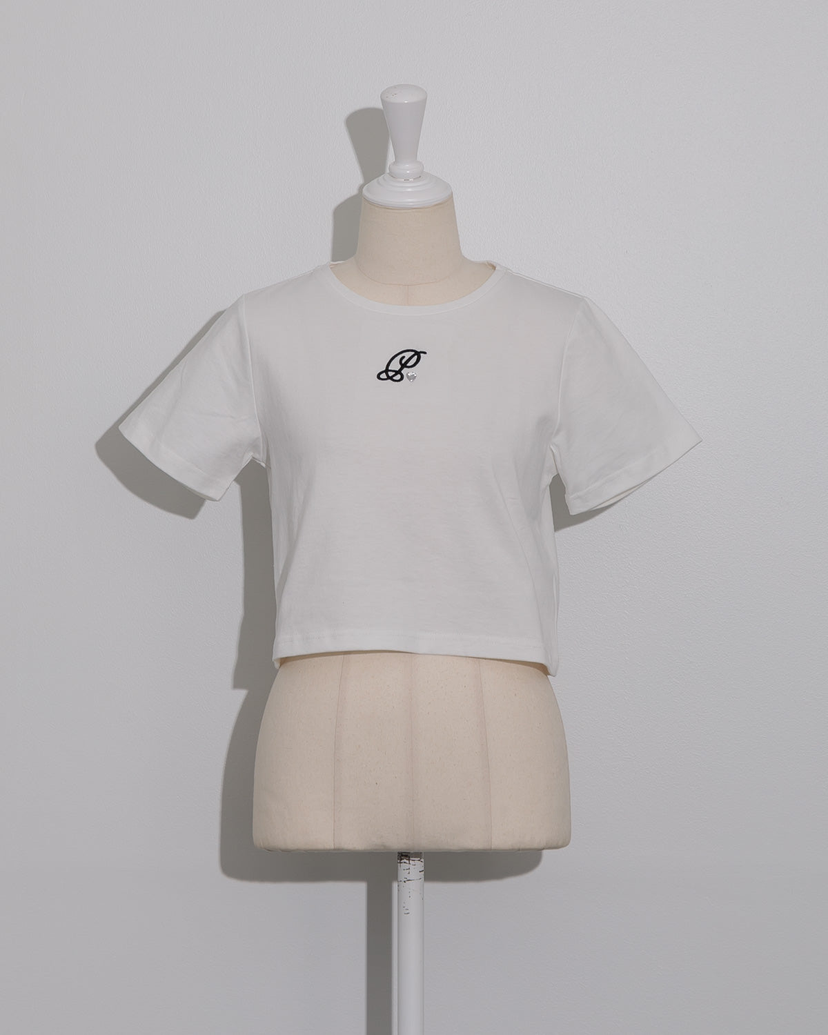 カラー:ホワイト×ブラック