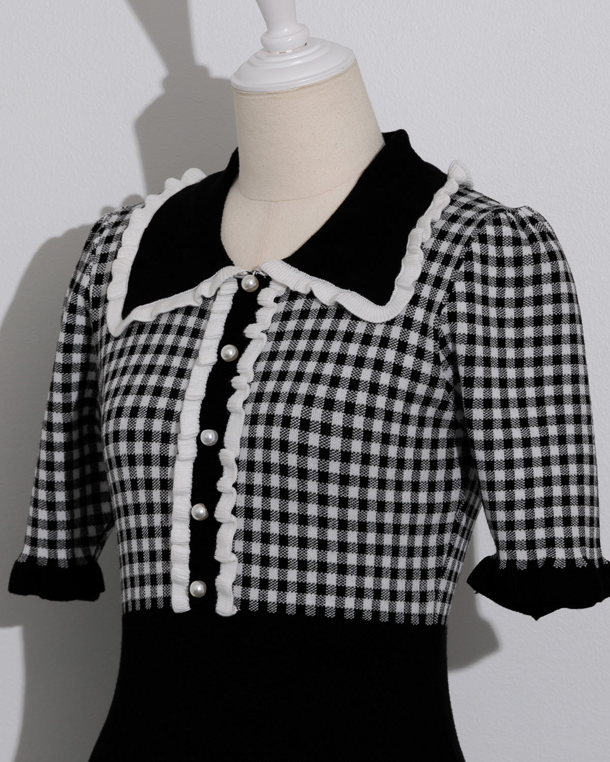 フリルカラーギンガムニットワンピース