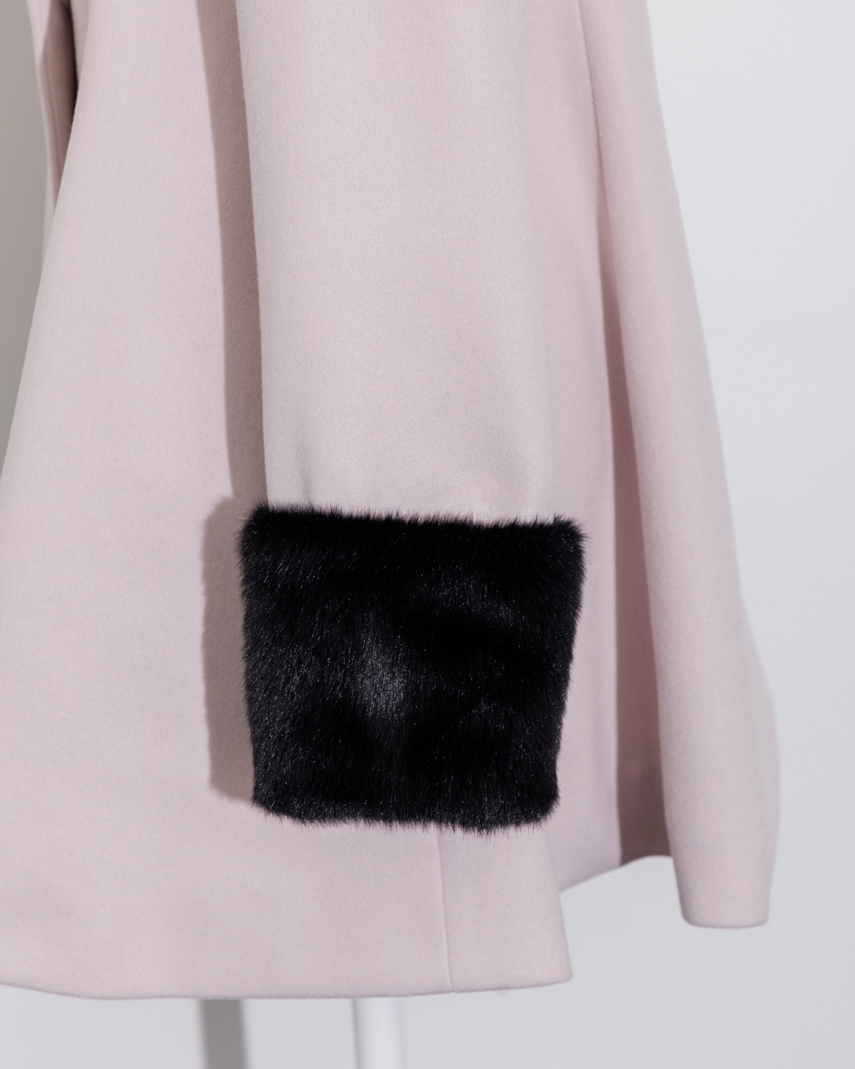 ヨークフリルリボンドーリーコート