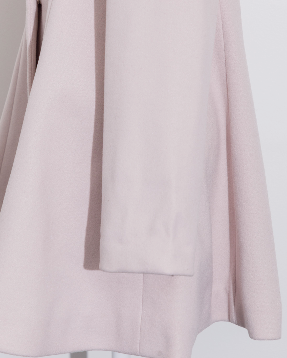 ヨークフリルリボンドーリーコート