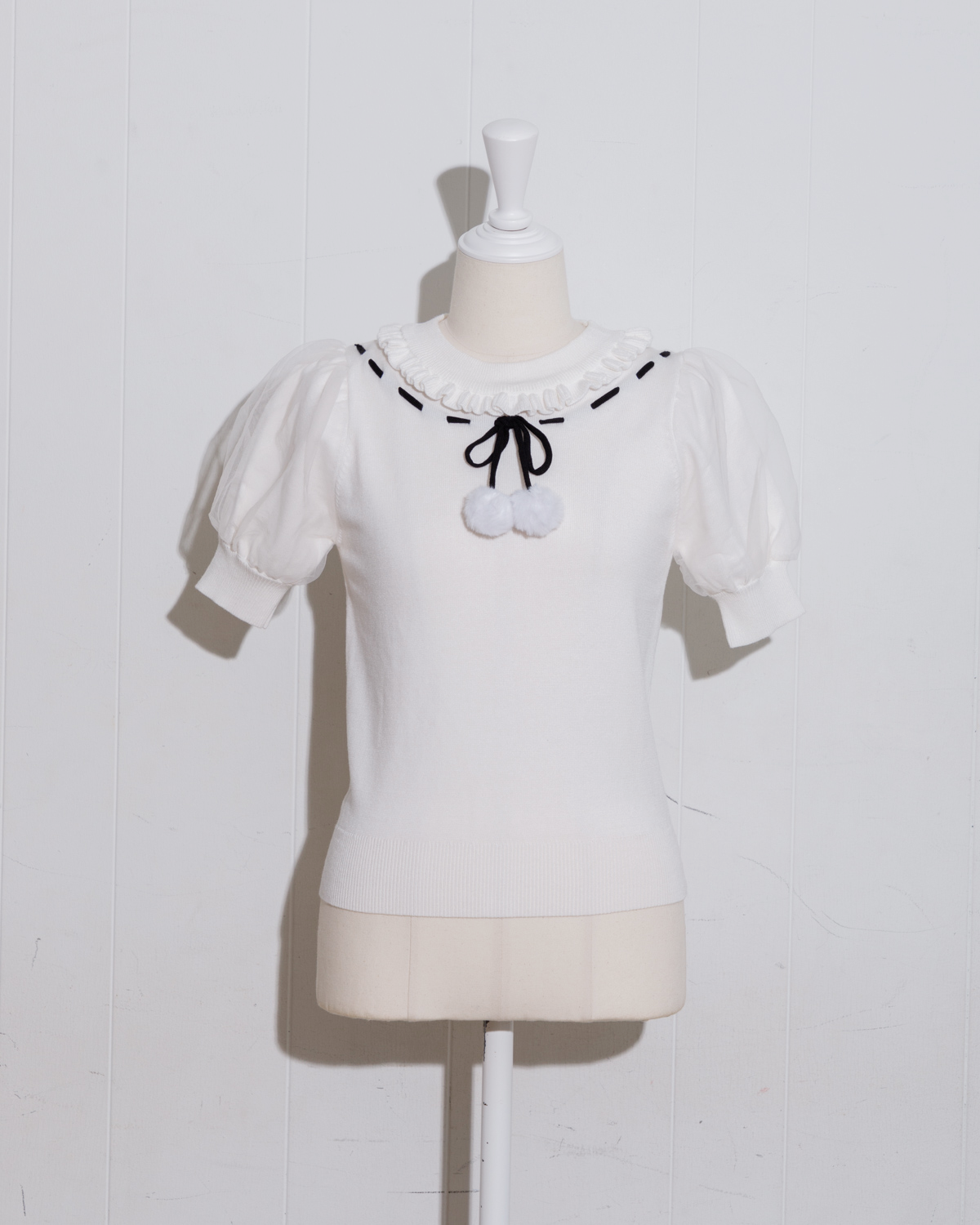 カラー:ホワイト