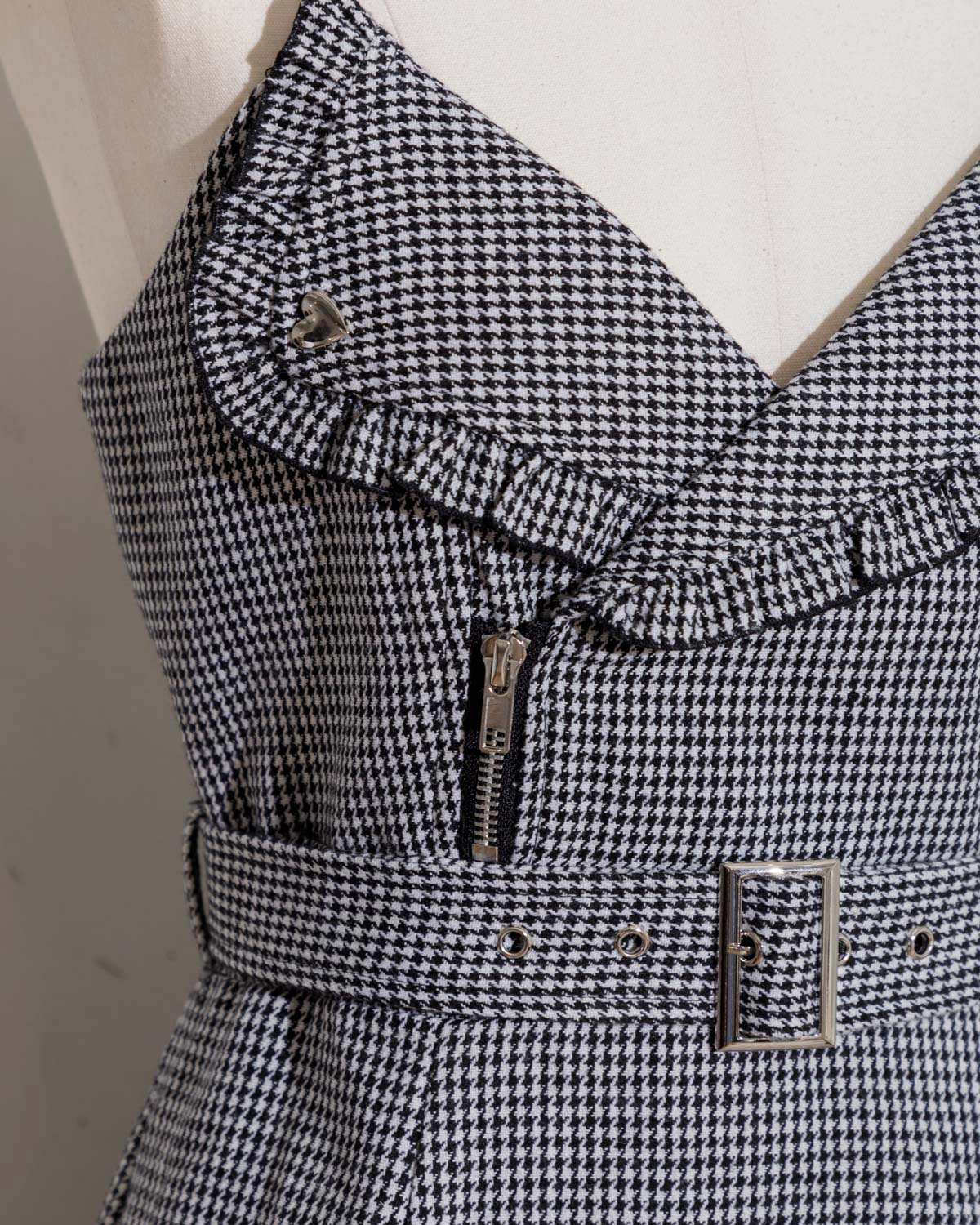 ライダースフレアジャンパースカート