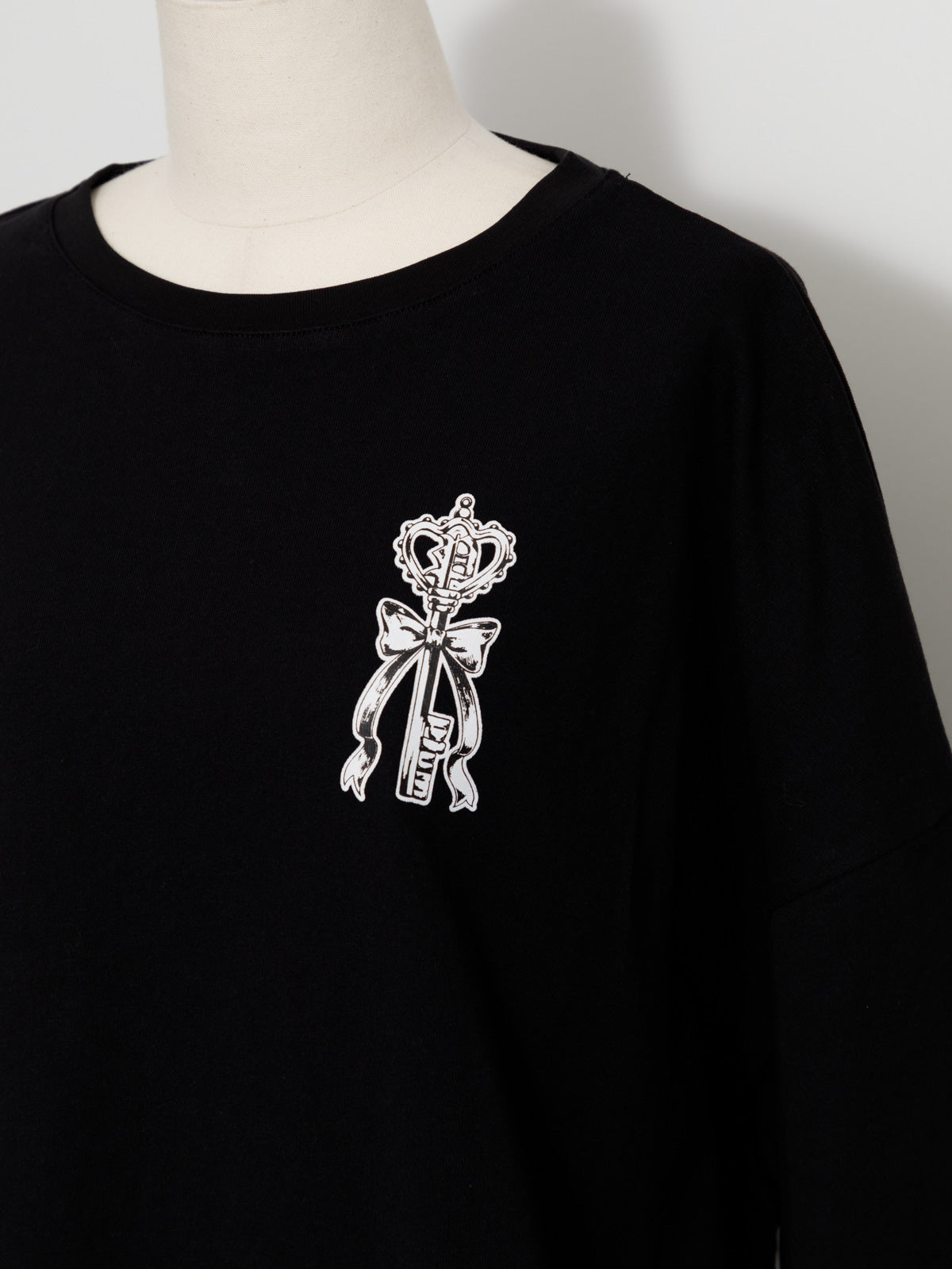 pium Heart padlock オーバーサイズロングTシャツ