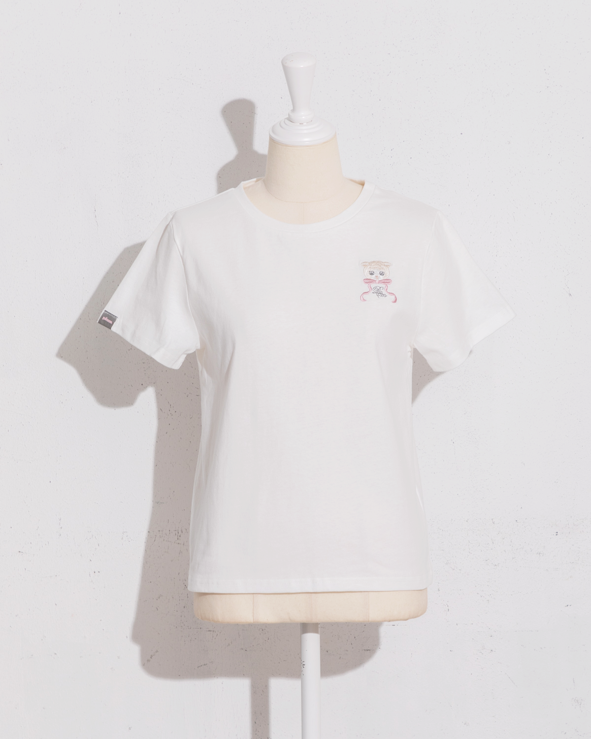 カラー:ホワイト×ピンク