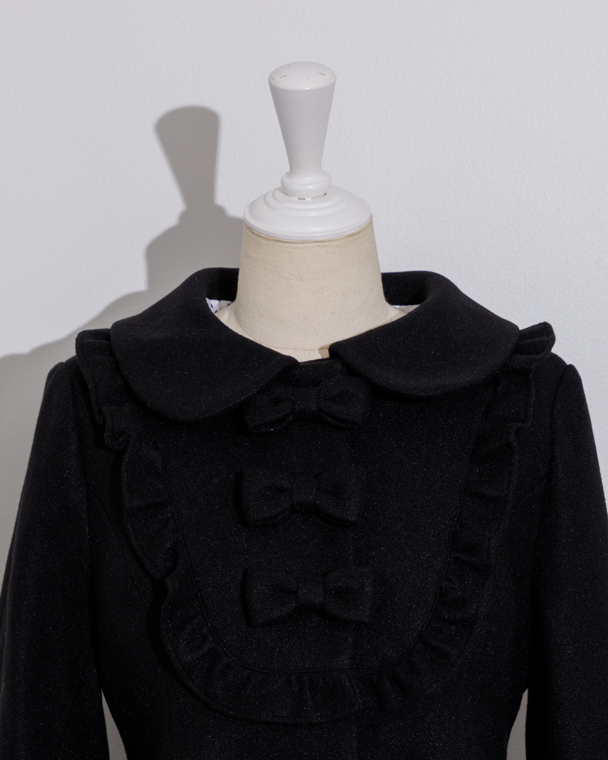 ヨークフリルリボンドーリーコート