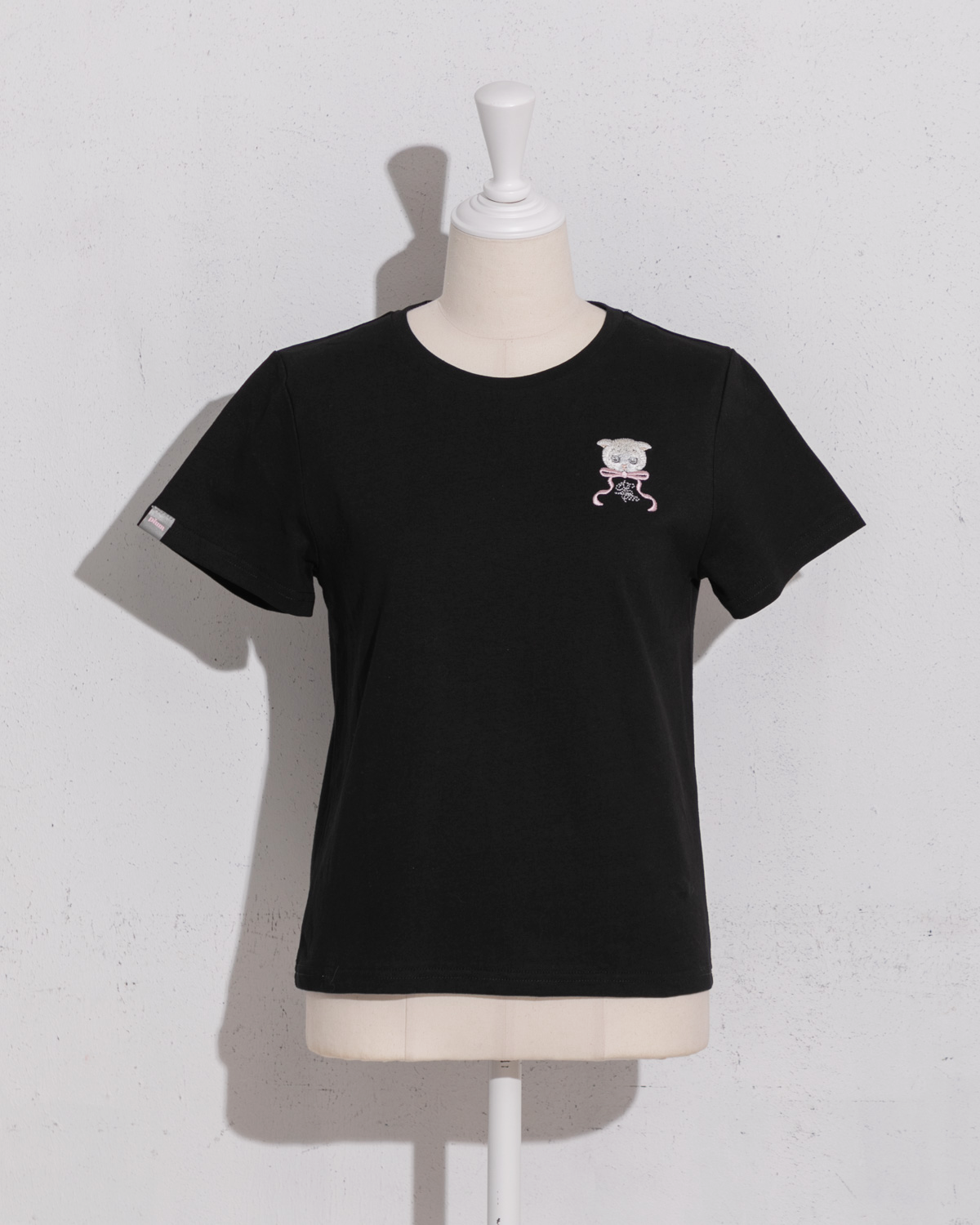 カラー:ブラック