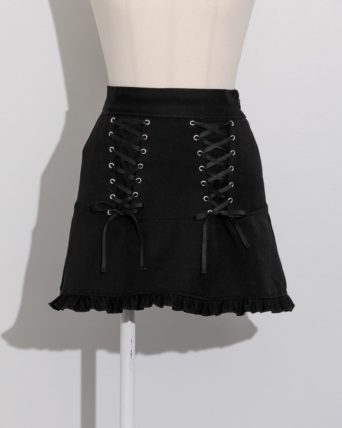 カラー:ブラック