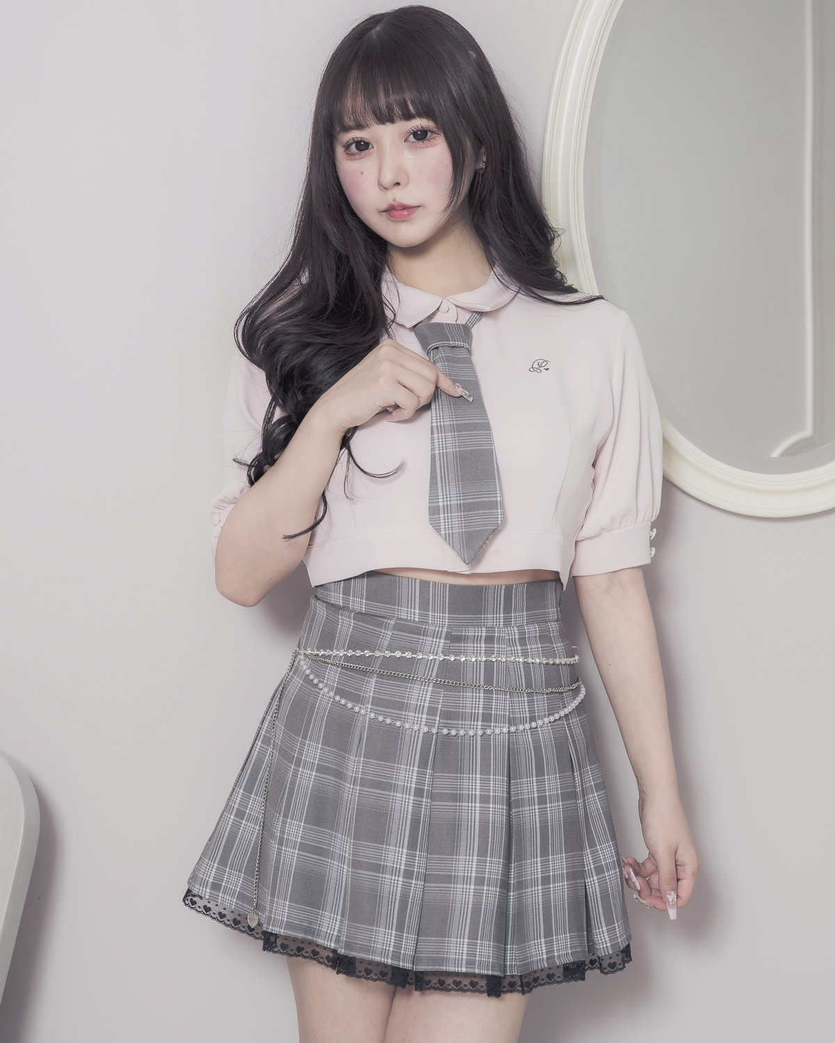 モデル身長:157cm / 着用カラー:グレーチェック