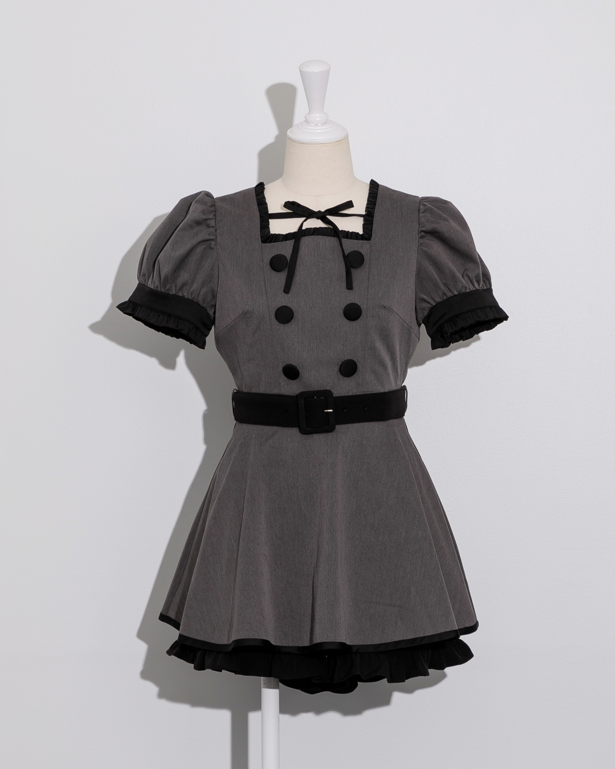 カラー:チャコール