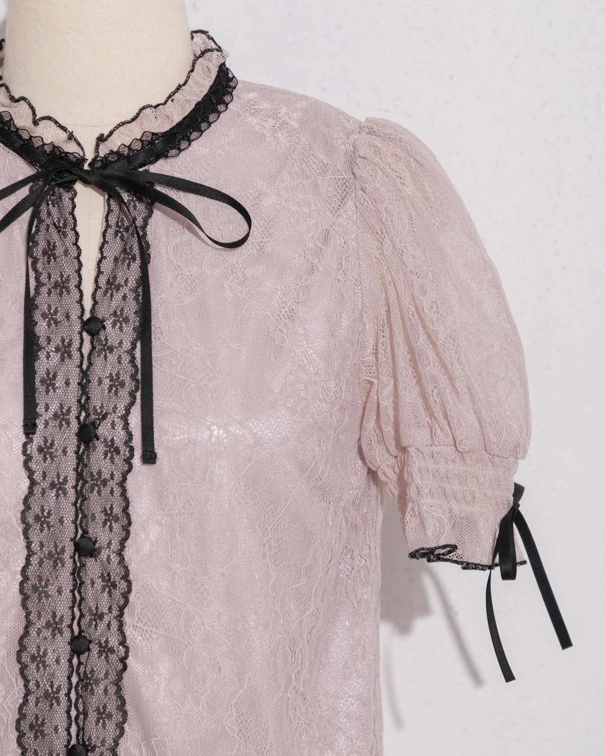 レースリボンドーリーブラウス