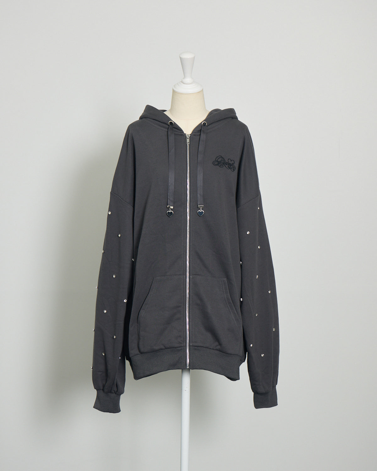 カラー：チャコール