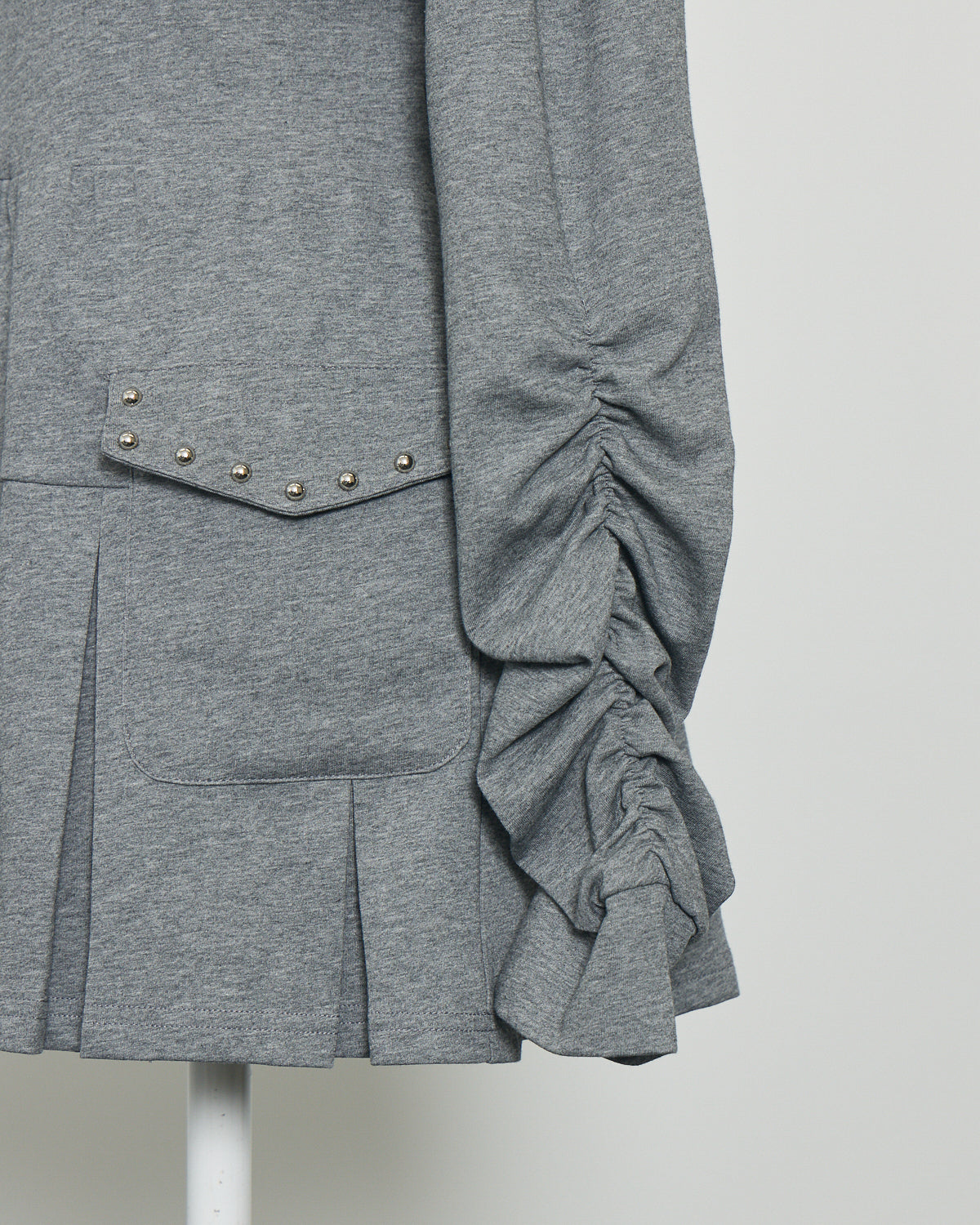 レイヤードプリーツボンディングワンピ