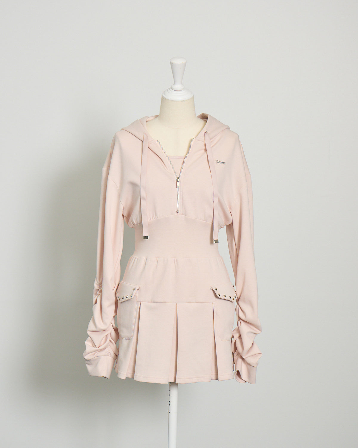 カラー：ピンク