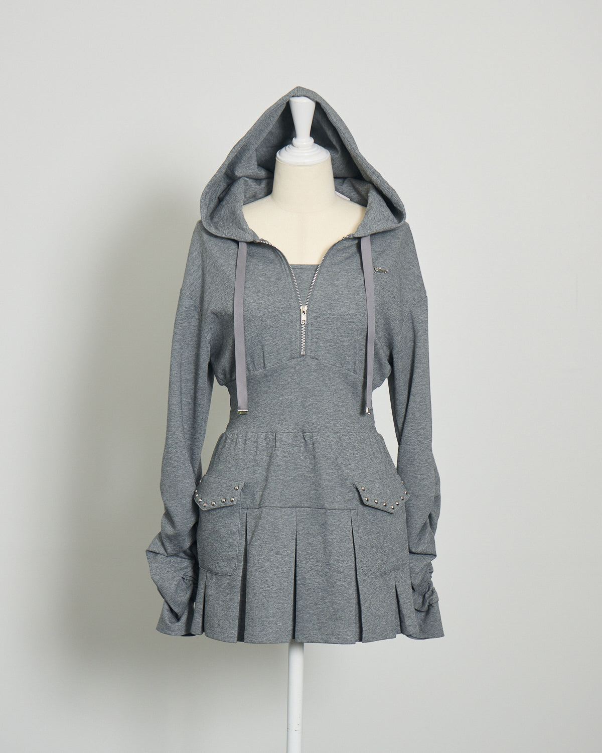 レイヤードプリーツボンディングワンピ