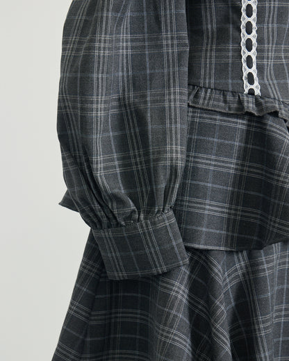 はしごレースフリルティアードワンピース