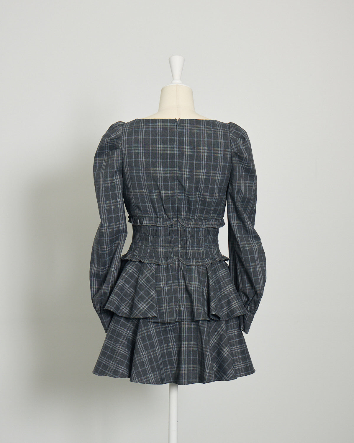 はしごレースフリルティアードワンピース