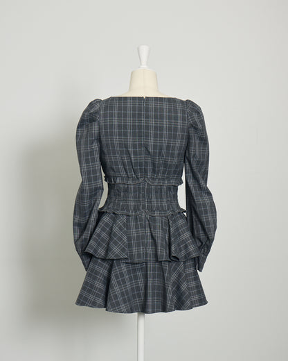 はしごレースフリルティアードワンピース