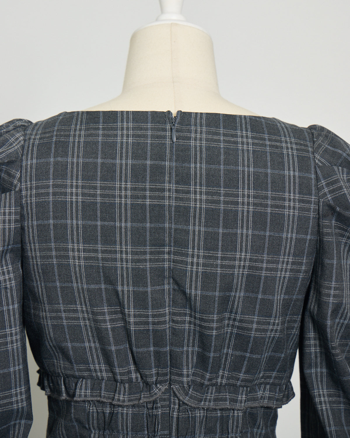 はしごレースフリルティアードワンピース