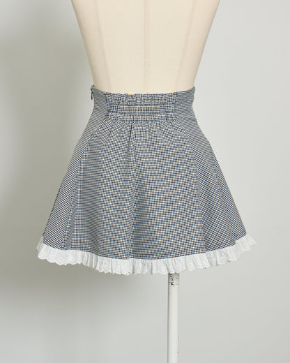 くるみボタンフリルフレアスカート