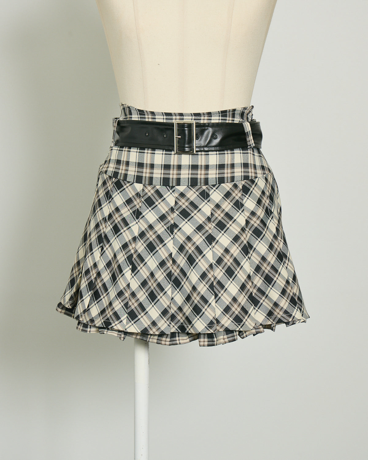 カラー：ベージュチェック