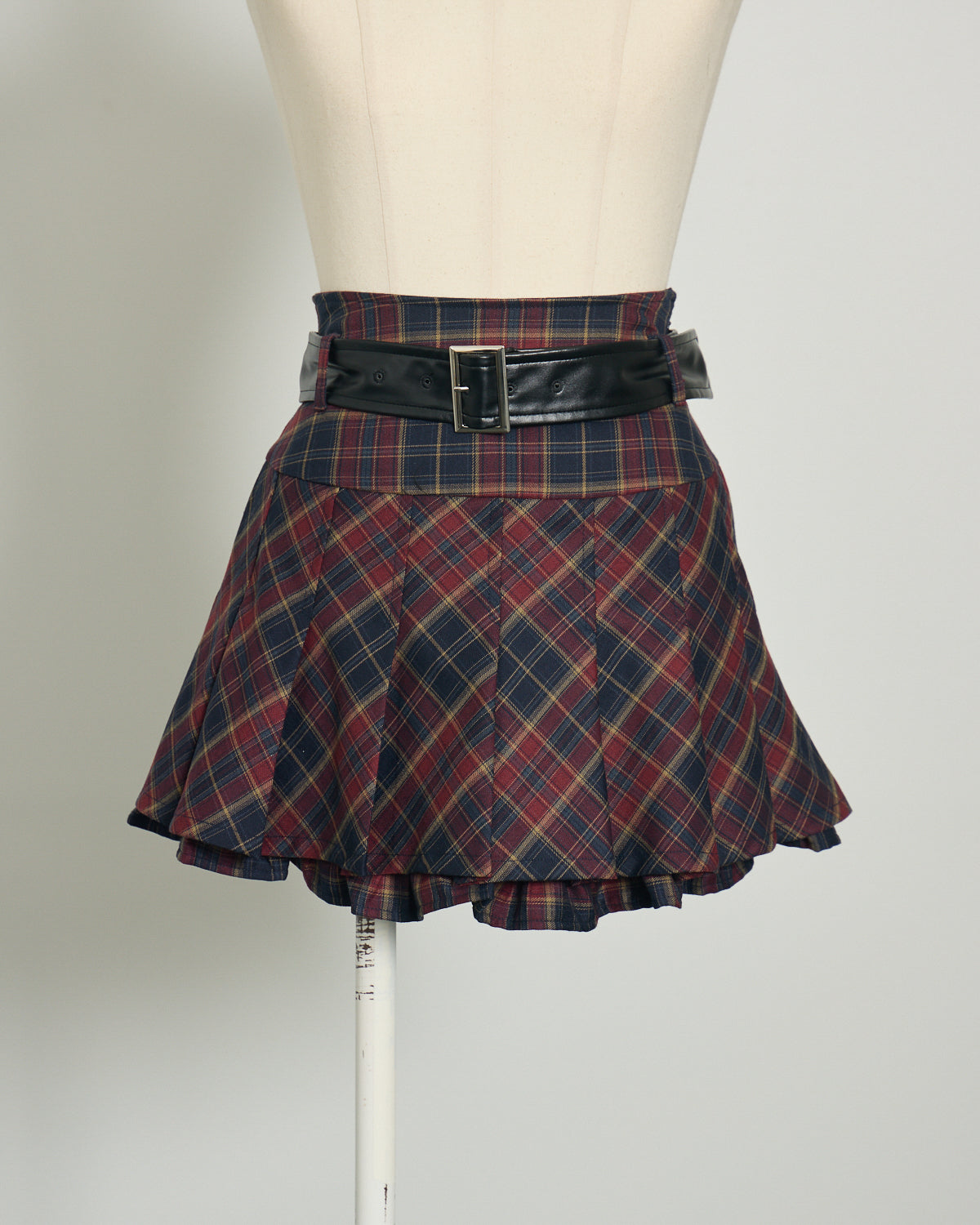 カラー：レッドチェック