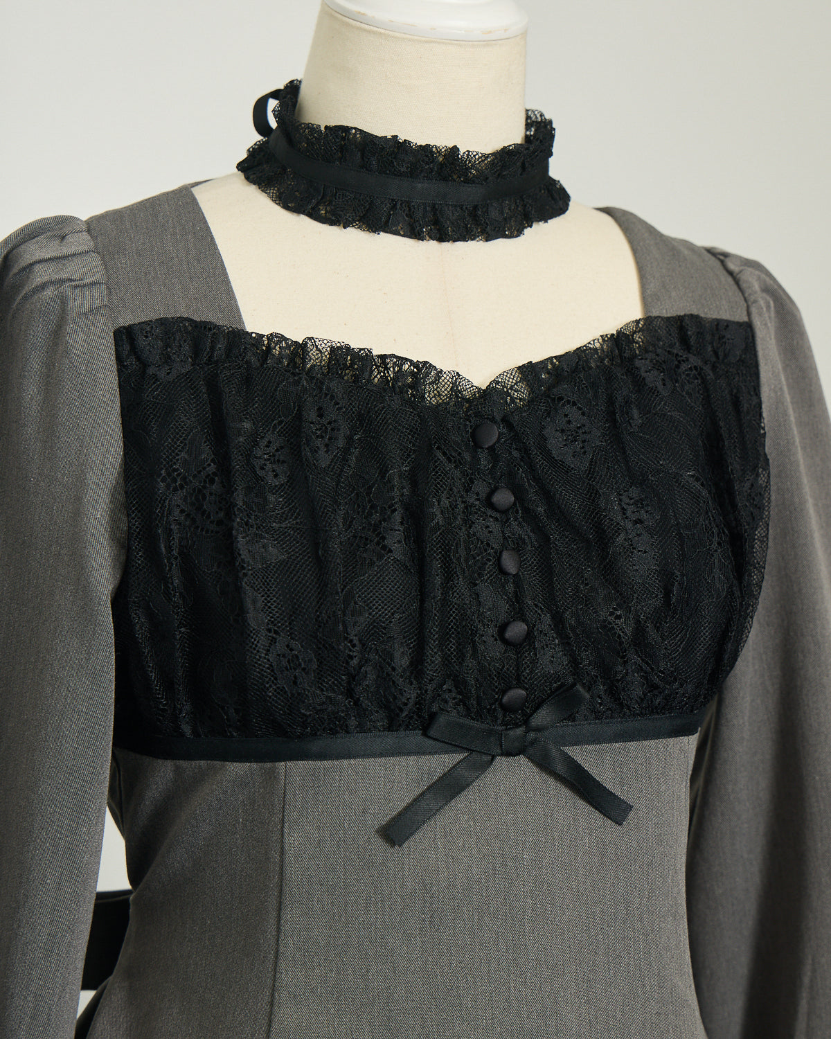 チョーカー付きレース切替セットアップ