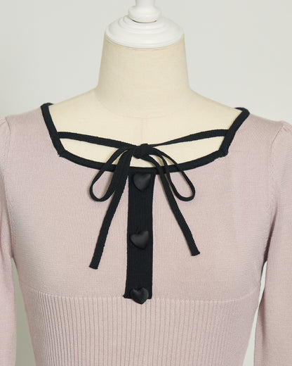 ウエストリブハートボタンニット