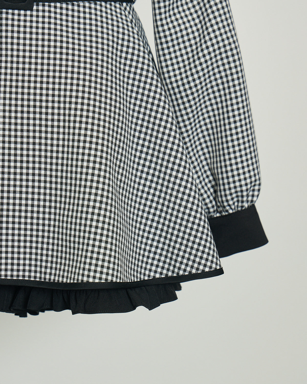 フロントホックパイピングケープセットアップ