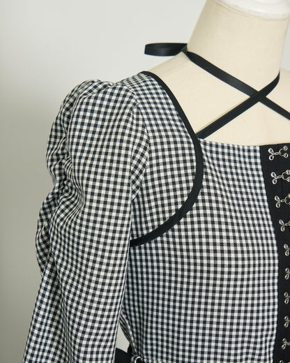 フロントホックパイピングケープセットアップ