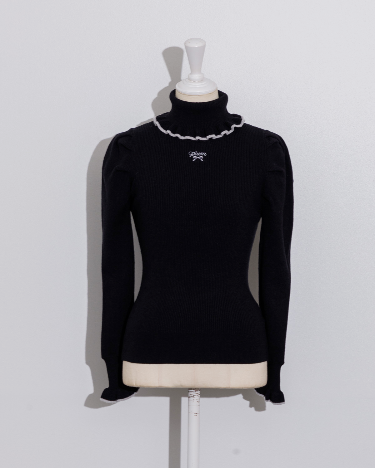 カラー:ブラック