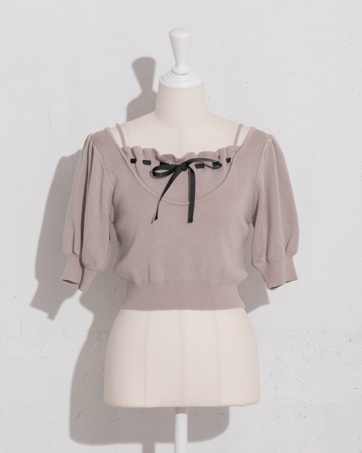 カラー:ピンクベージュ