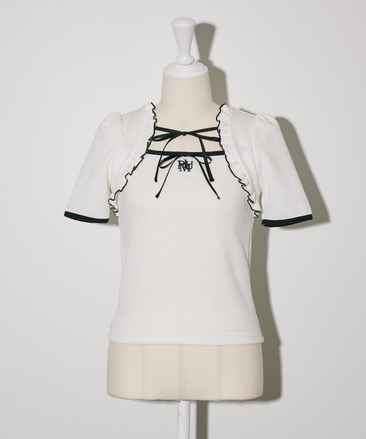 カラー:ホワイト