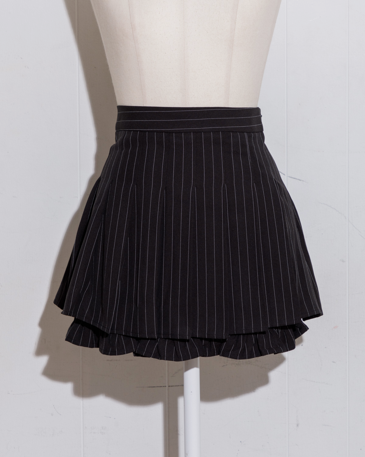 カラー:ブラック