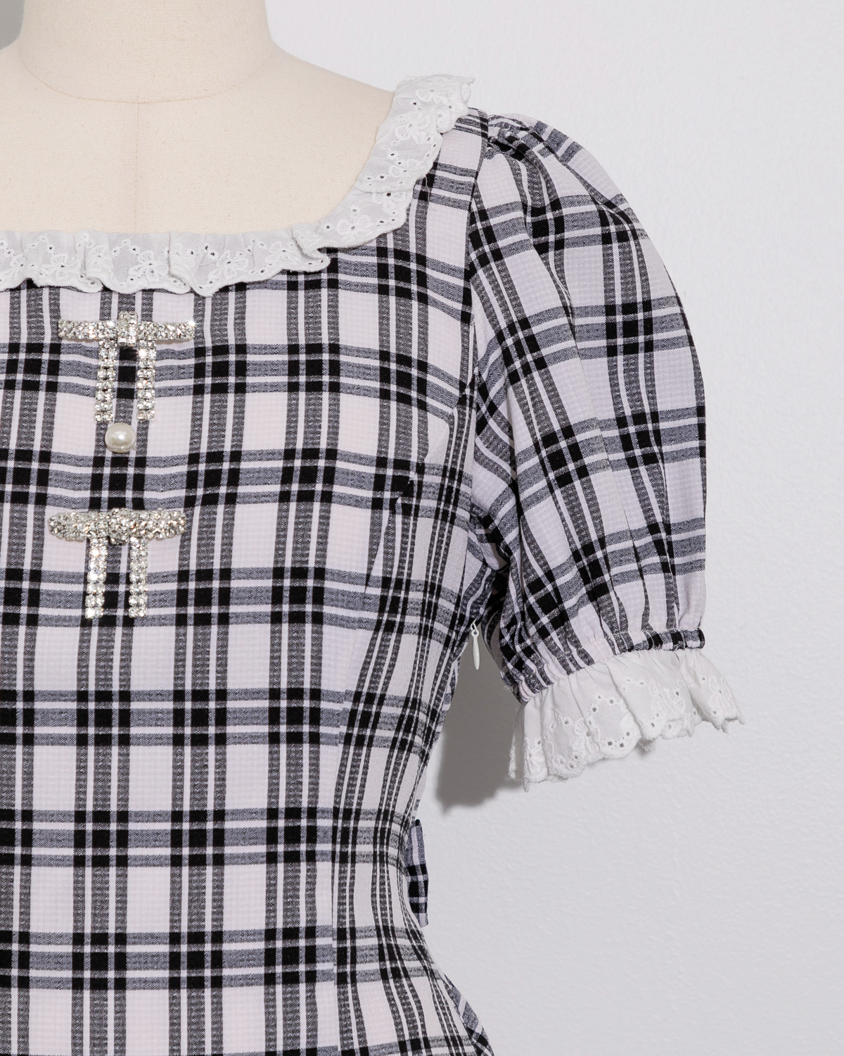 ビジューリボンドーリーワンピース