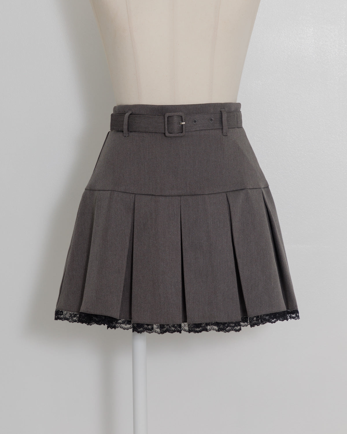 カラー:チャコール