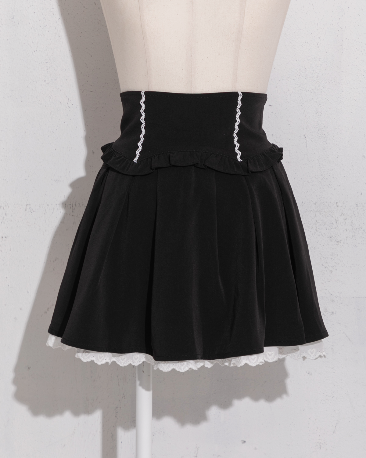 カラー:ブラック