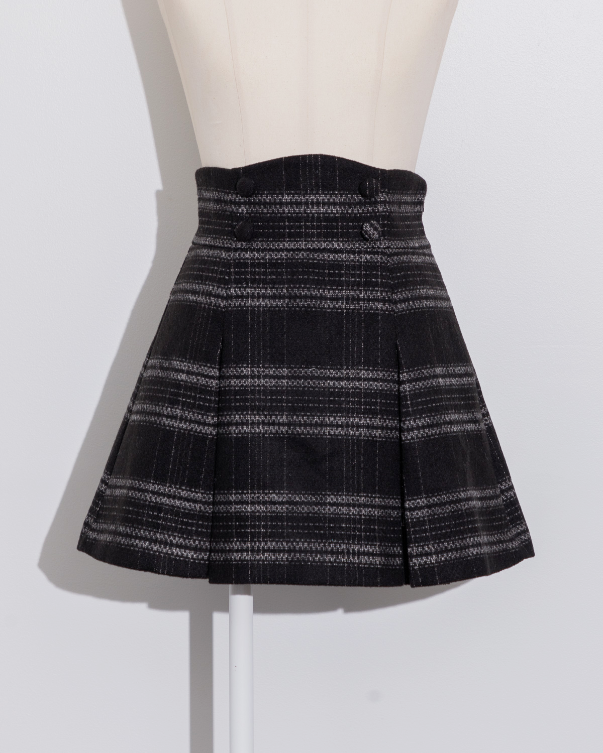 カラー:ブラック