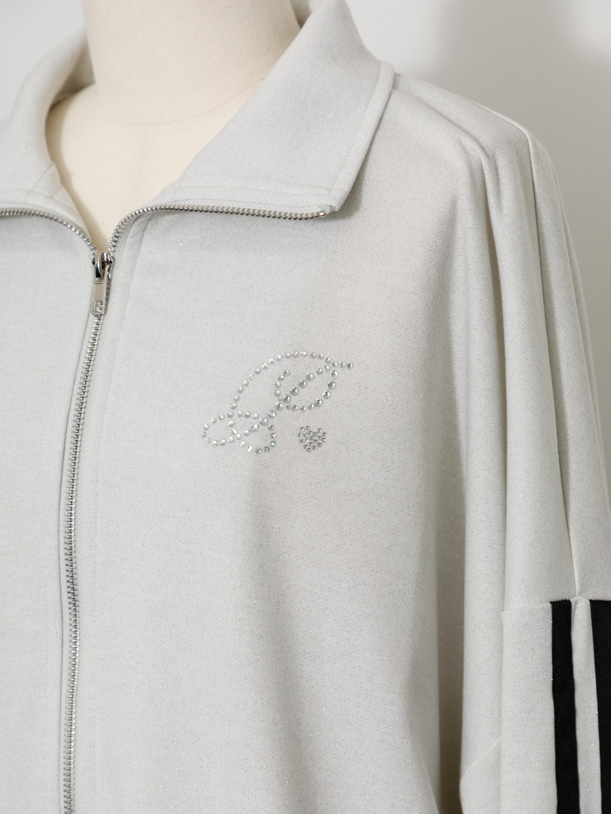 ダブルラインビジュープリントジップスウェット