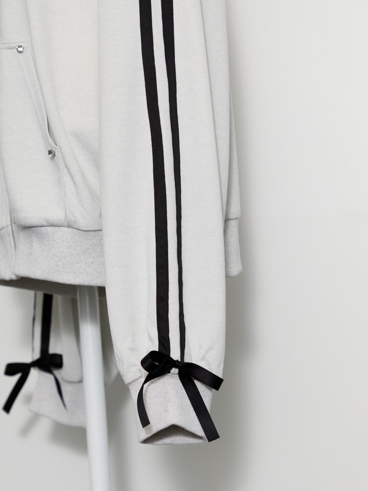 ダブルラインビジュープリントジップスウェット