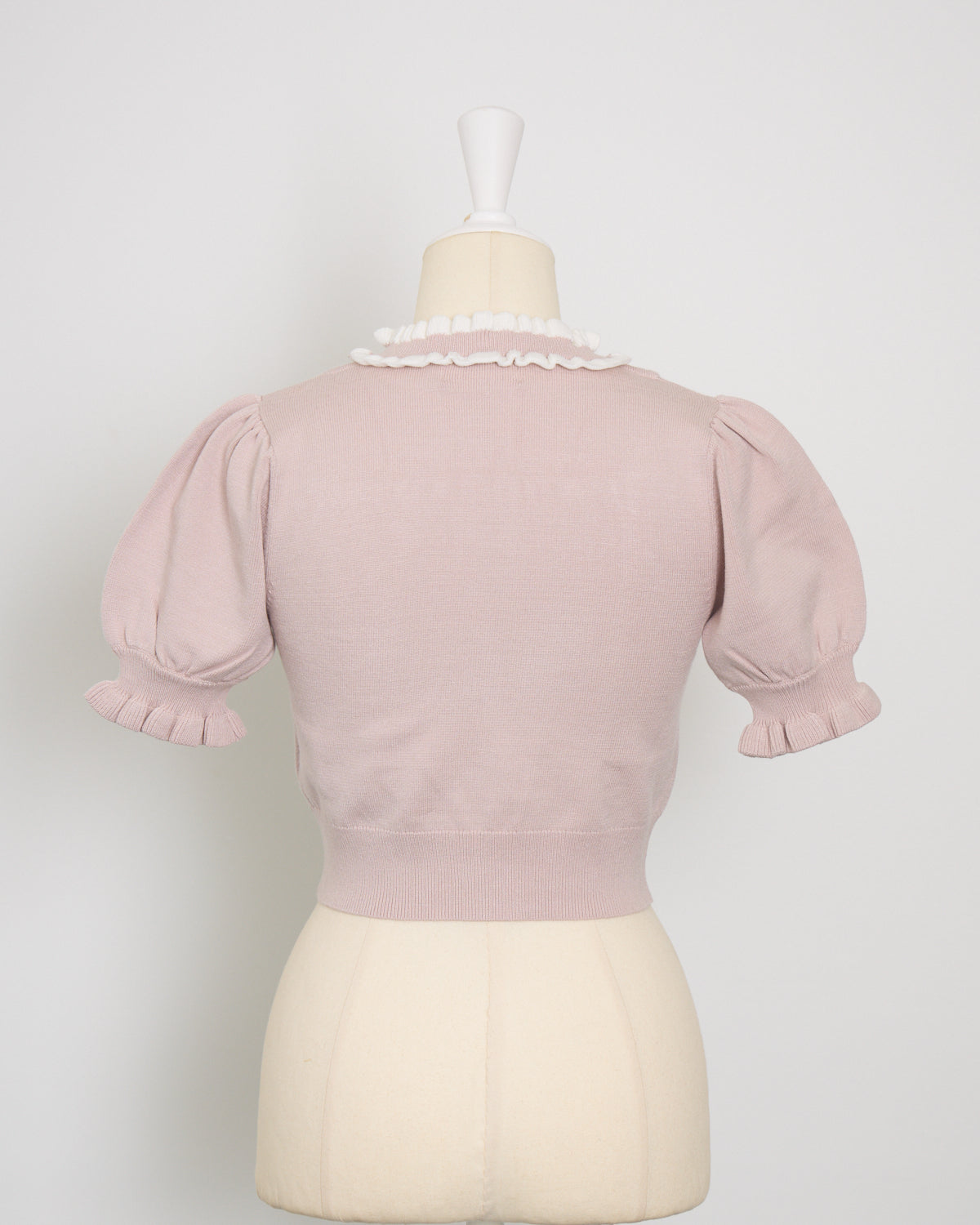 チョーカーフリルヨーク切替ニット